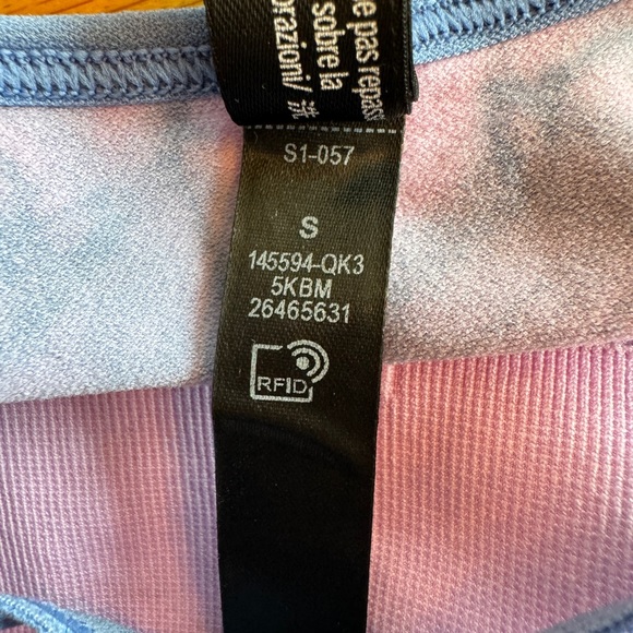 Victoria's Secret PINK Active Sports Bra Seamless Small Large Logo Tie Dye - Picture 4 of 5